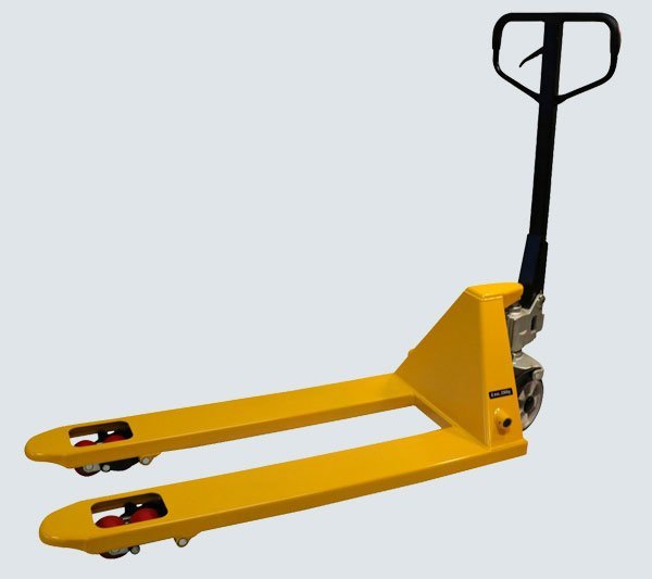 Manual hydraulic hand pallet truck with forks lowered under a pallet